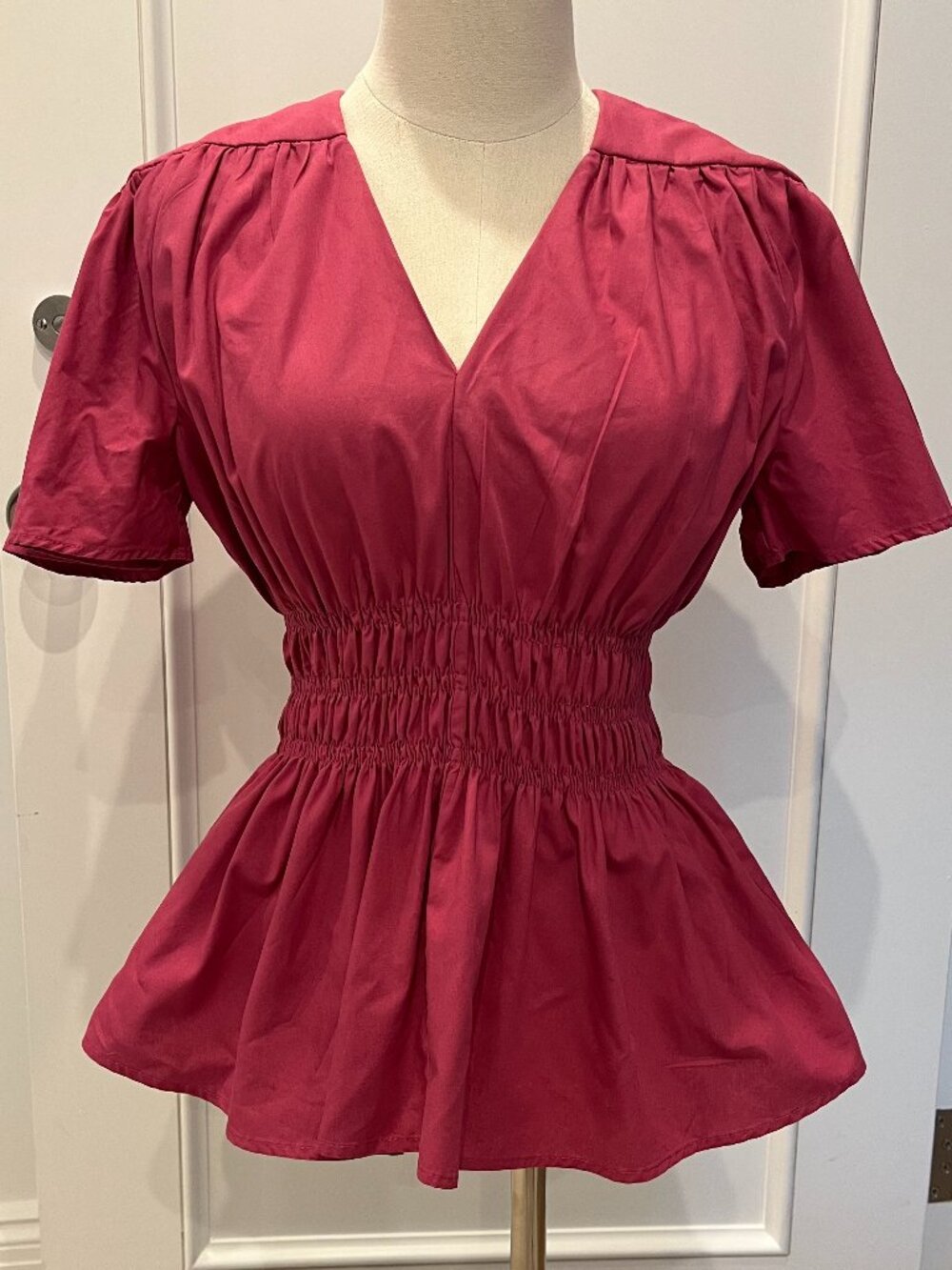Nynne Magenta Peplum Top Size FR 36.